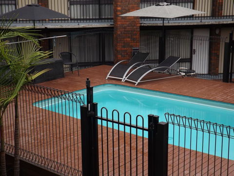 Central Court Motel Warrnambool - Tourism Cairns 2