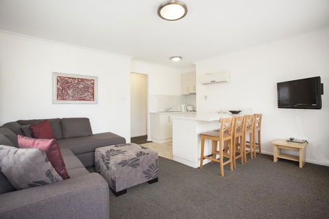 Centralpoint Motel - Tourism Cairns 2