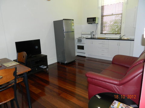 Champion Bay Apartments - Tourism Cairns 1