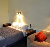 Charles Sturt Motor Inn - Tourism Cairns