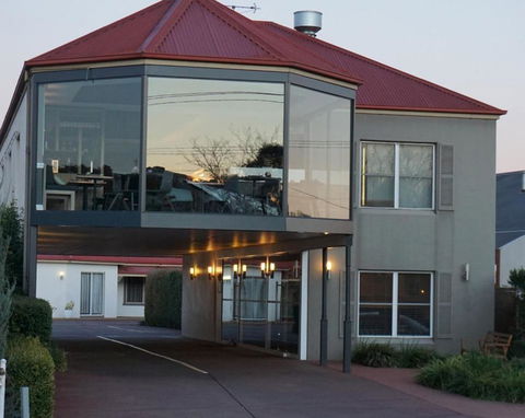 Charles Sturt Suites & Apartments - Tourism Cairns 1