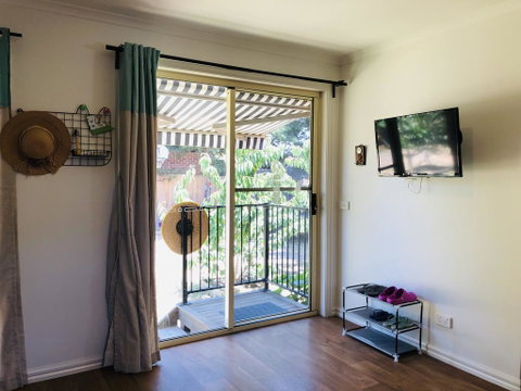 Charlie Sweet Home At Mornington Peninsula - Tourism Cairns 3