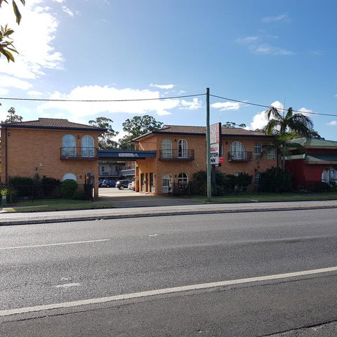 Chelsea Motor Inn - Tourism Cairns 3