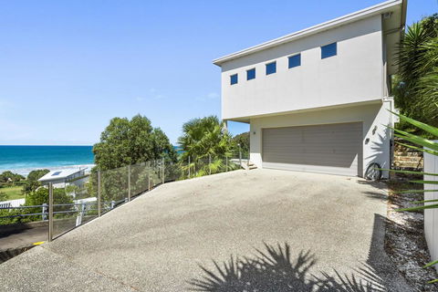 Cinque Terre Beach House - Tourism Cairns 1