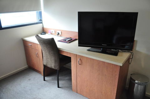 City Park Hotel - Tourism Cairns 3