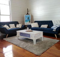 Classic Q'slander Huge Deck Pool Cowboy Stadium - Tourism Cairns
