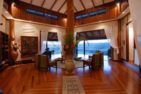 Cloud 9 - Tourism Cairns 2