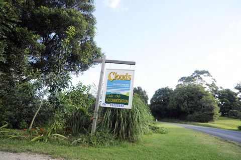 Clouds On Beechmont - Tourism Cairns 1