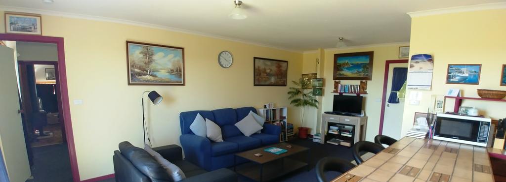 Elingamite North VIC Tourism Cairns