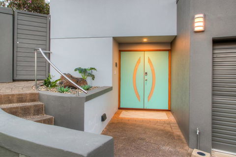 Coffs Jetty Beach House - Tourism Cairns 3