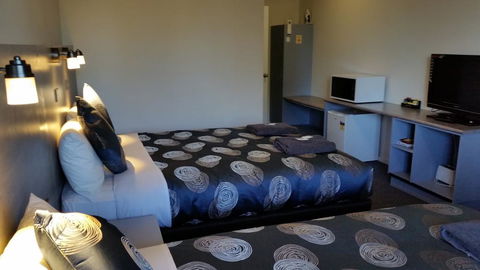 Colac Central Hotel-Motel - Tourism Cairns 2