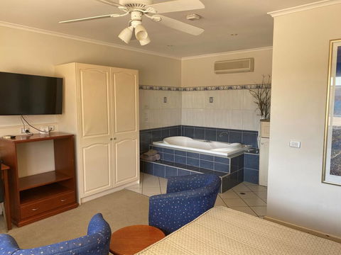 Comfort Inn & Suites Augusta Westside - Tourism Cairns 3
