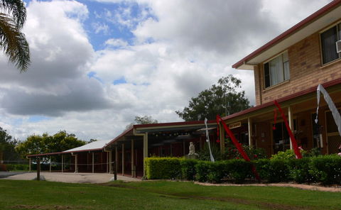 Copper Country Motor Inn & Restaurant - Tourism Cairns 0