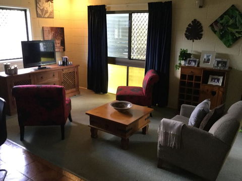 Cosy Bed And Breakfast - Tourism Cairns 3