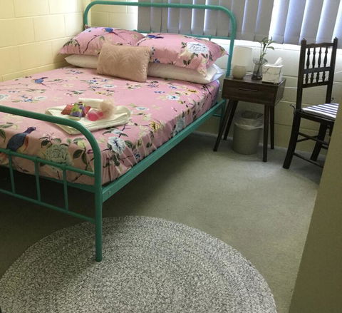 Cosy Bed And Breakfast - Tourism Cairns 1