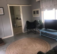 Cosy Country Cottage with AirCon - Tourism Cairns