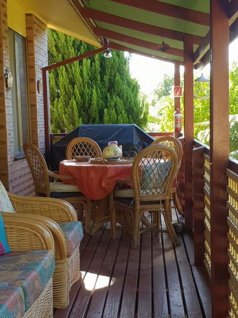 Cottage By The Bay - Tourism Cairns 1
