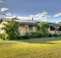 Cottages on Lovedale - Tourism Cairns