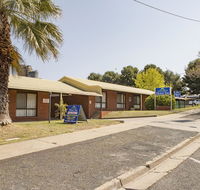 Country Roads Motor Inn - Tourism Cairns
