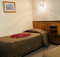 County Lodge Motor Inn - Tourism Cairns