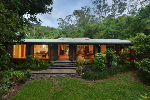 Cow Bay Homestay B&B - Tourism Cairns 0