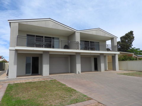 Cowell Holiday Accommodation With Harbour Views - Tourism Cairns 0