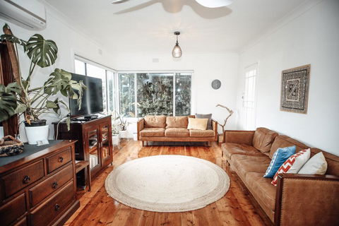 Craypot Cottage Port Campbell - Tourism Cairns 0