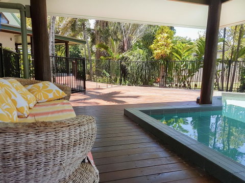 Crazy About Cairns Resort Living - 6 Bedrooms - Tourism Cairns 2