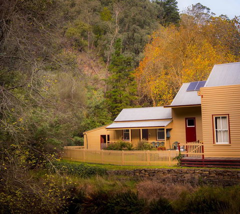 Creek Cottage - Tourism Cairns 2