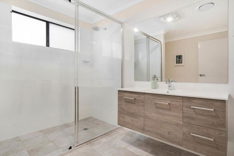 Crooked Lane Apartment - Tourism Cairns 3