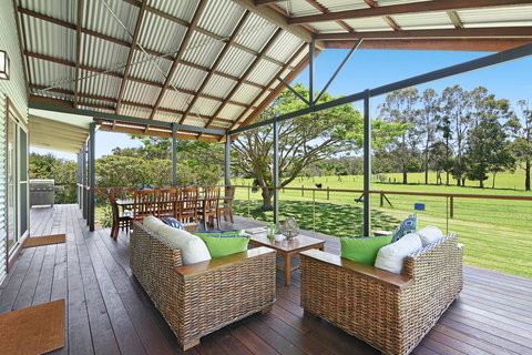 Curra Homestead Maleny - Tourism Cairns 0