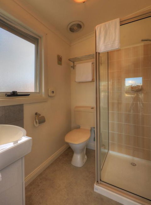 Dannebrog Lodge - Tourism Cairns 3