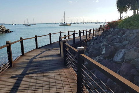 DAYDREAMING Airlie Beach, Water Views & Only 200m To Boardwalk. - Tourism Cairns 1