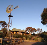 Daysy Hill Country Cottages - Tourism Cairns