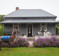 Domino House - Tourism Cairns