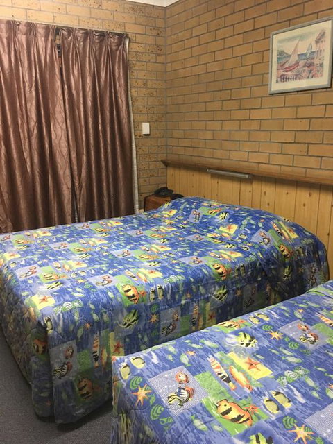 Dragon Phoenix Resort - Tourism Cairns 2