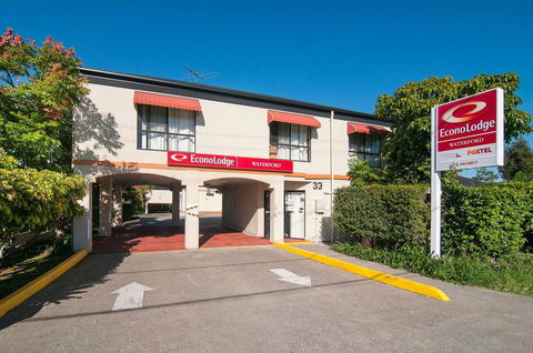 Econo Lodge Waterford - Tourism Cairns 0