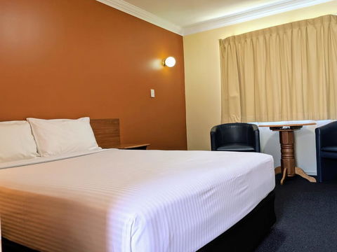 Econo Lodge Waterford - Tourism Cairns 3
