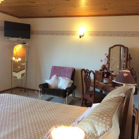Eden Bed & Breakfast - Tourism Cairns 3