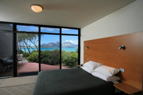 Edge Of The Bay Resort - Tourism Cairns 1