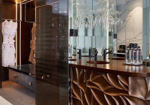 Emporium Hotel South Bank - Tourism Cairns 1