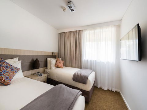Emu Walk Apartments - Tourism Cairns 2