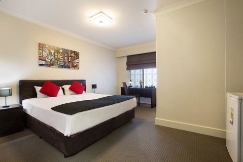 Enfield Hotel - Tourism Cairns 3