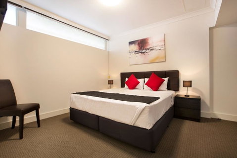 Enfield Hotel - Tourism Cairns 0