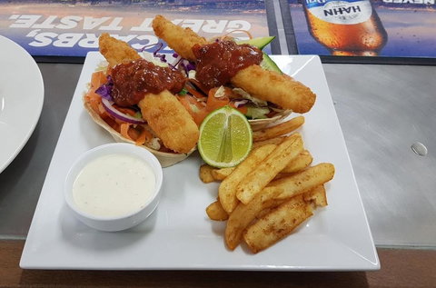 Exchange Hotel Blayney - Tourism Cairns 3