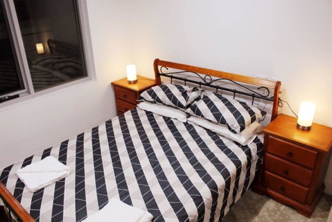 Executively Styled 2 Bed, 2 Bath, Perfect Location - Tourism Cairns 2