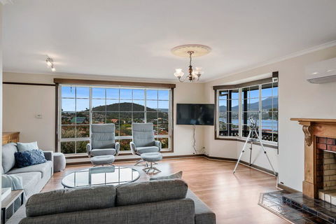 FAMILY With Children Of All Ages - Water/Bridge View - Tourism Cairns 3