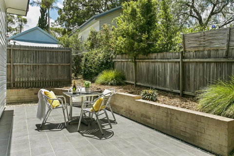 Family-friendly Hideaway In Quiet Suburb - Tourism Cairns 1