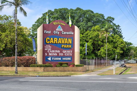 First City Caravilla - Tourism Cairns 0