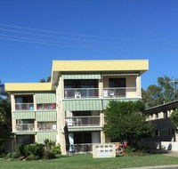 First Floor Unit with waterviews from your balcony - Tourism Cairns